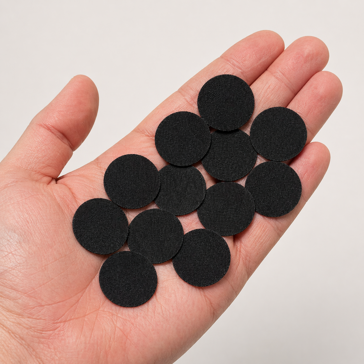 Självhäftande runda små lagningslappar 12-pack